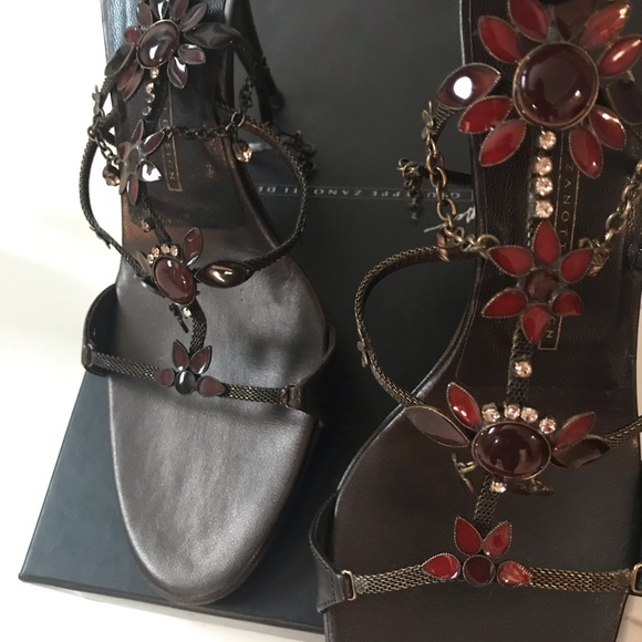 Zanotti - Picture 4 of 6